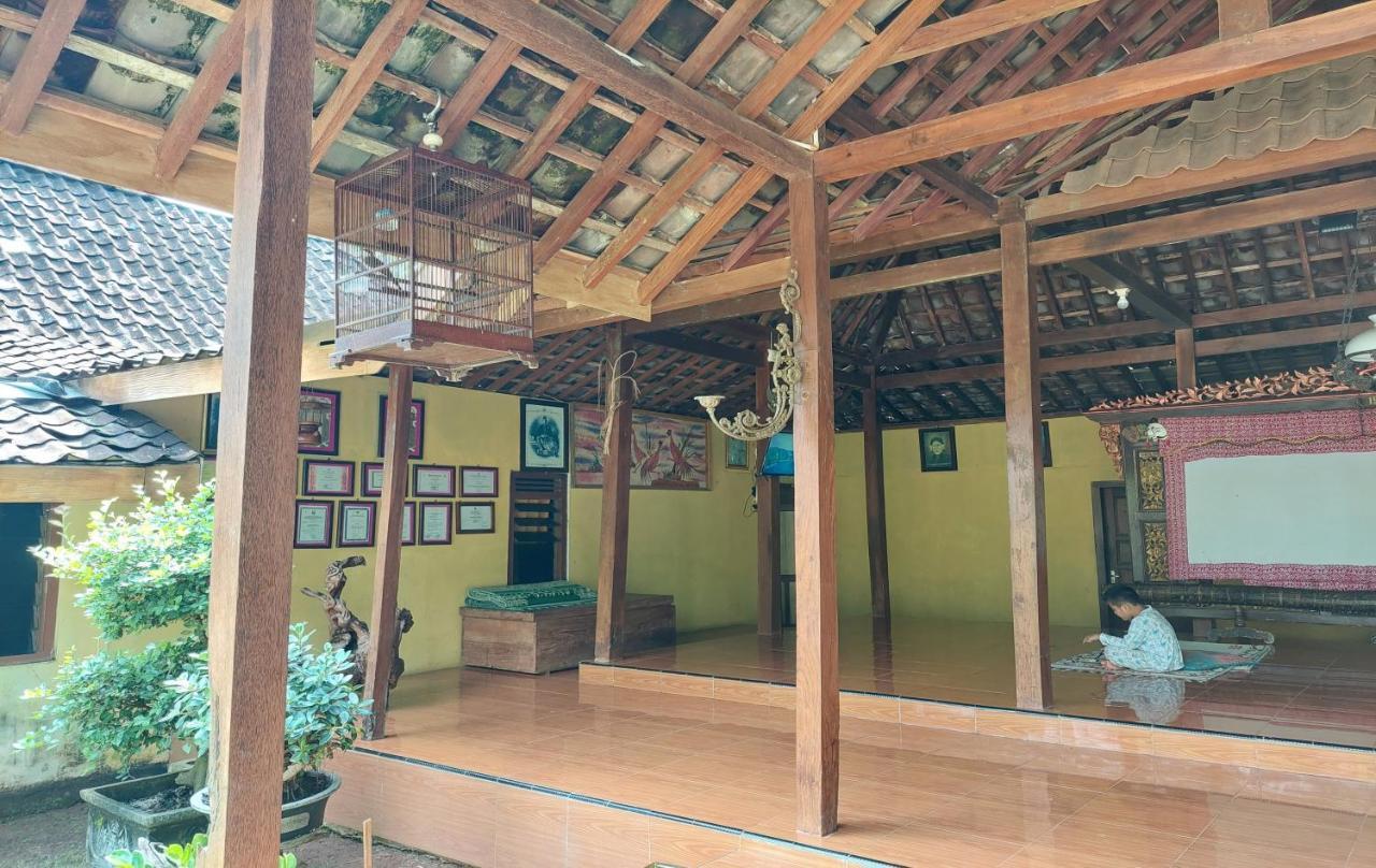 Nara Homestay Syariah Mangunan Buitenkant foto
