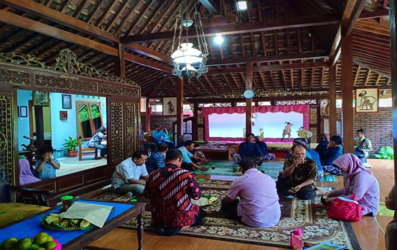 Nara Homestay Syariah Mangunan Buitenkant foto