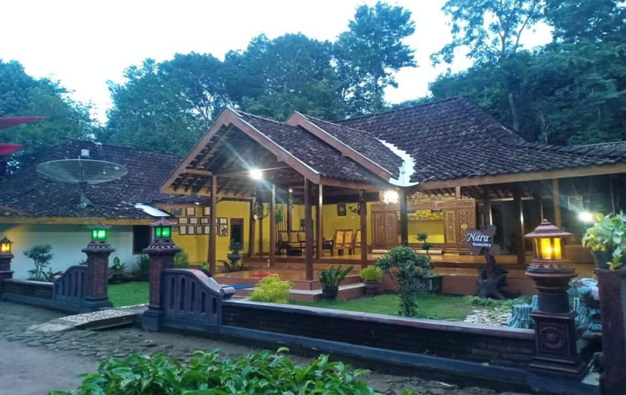 Nara Homestay Syariah Mangunan Buitenkant foto
